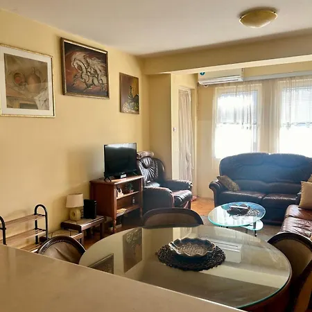 Apartment Center Flat *